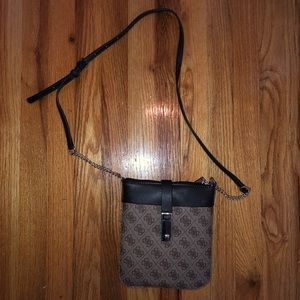 Guess Crossbody